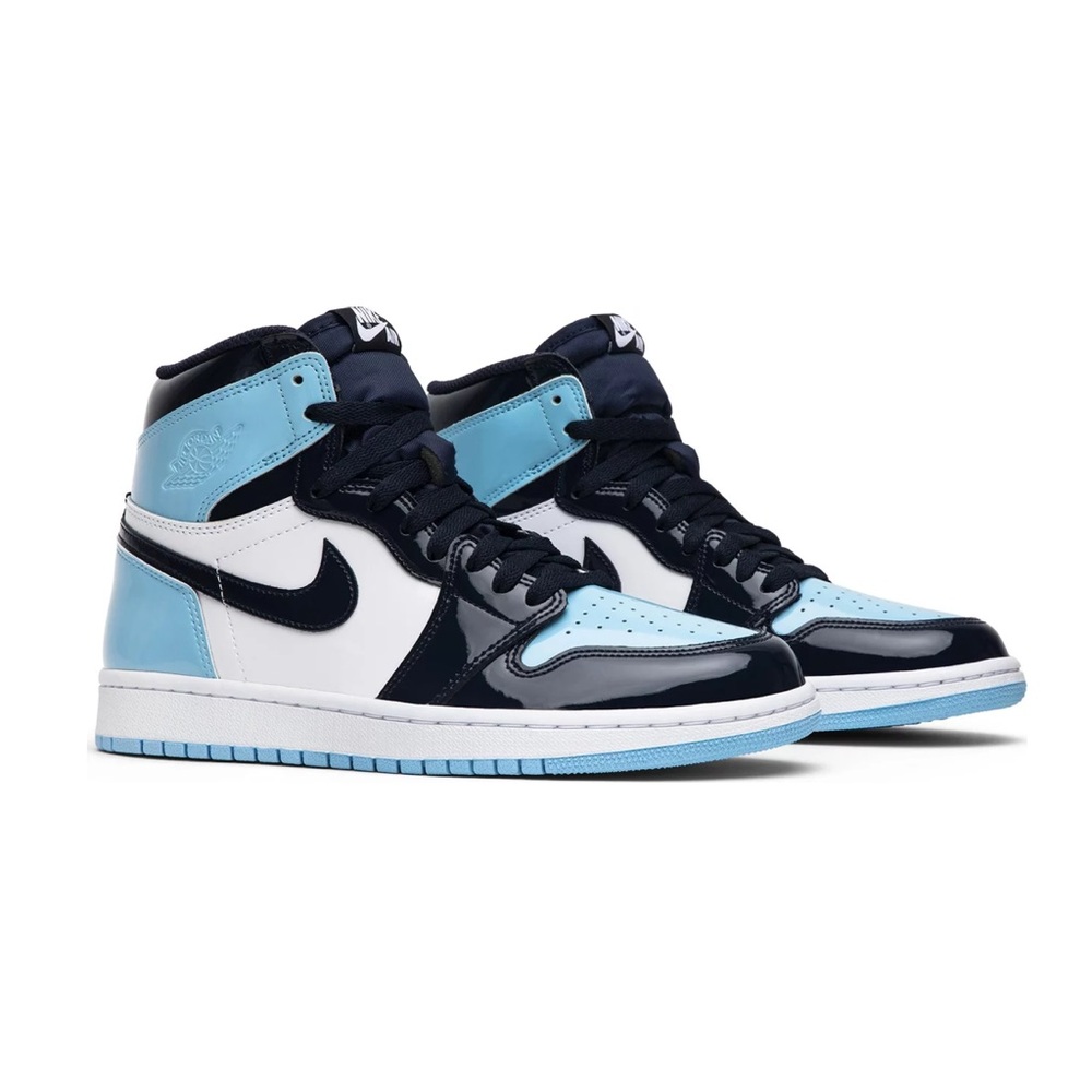 NIKE Jordan 1 Retro High ‘Blue Chill’